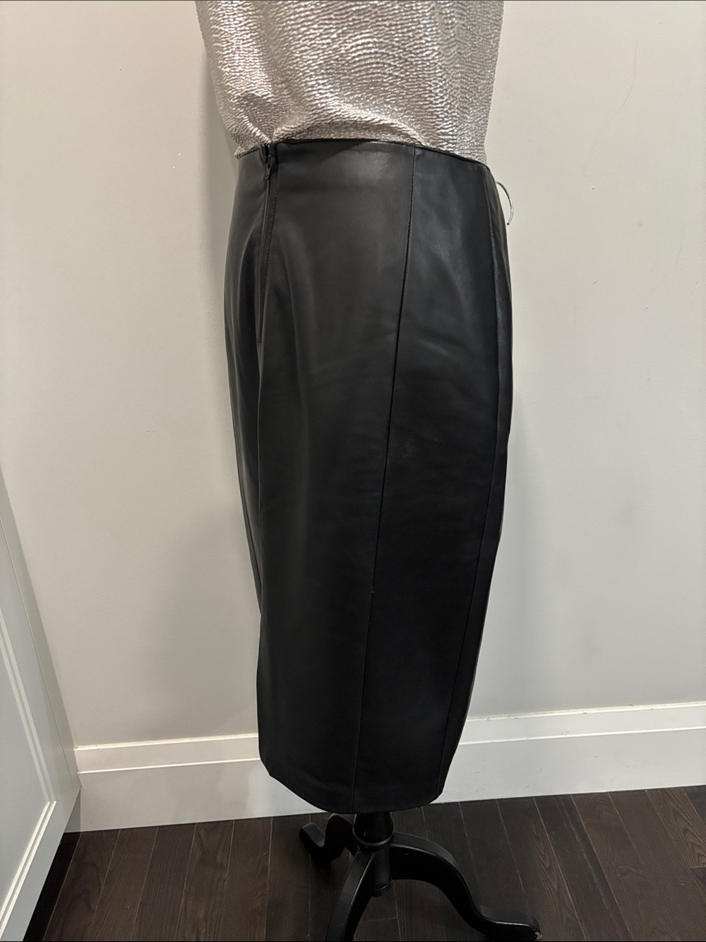 Danier Italian Leather Midi Pencil Skirt Black Size 10 - Picture 11 of 15